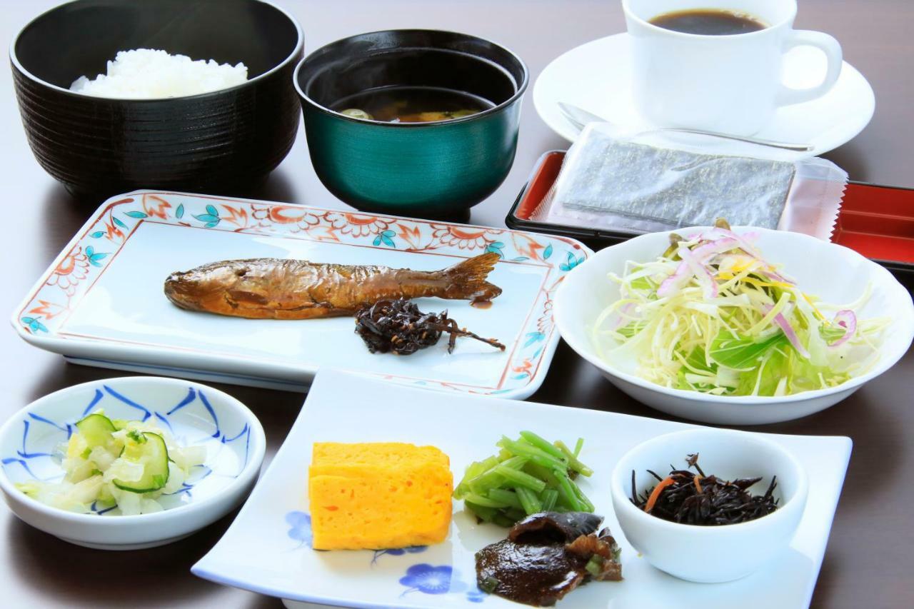 Taishoike Hotel Matsumoto Buitenkant foto